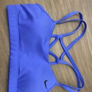 Nike sports bra. Size extra small.